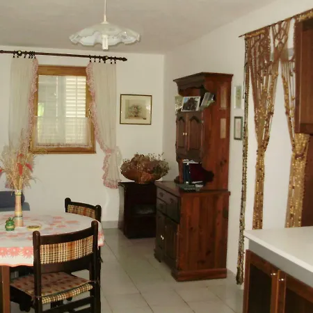 Hudjek Apartamento Vir